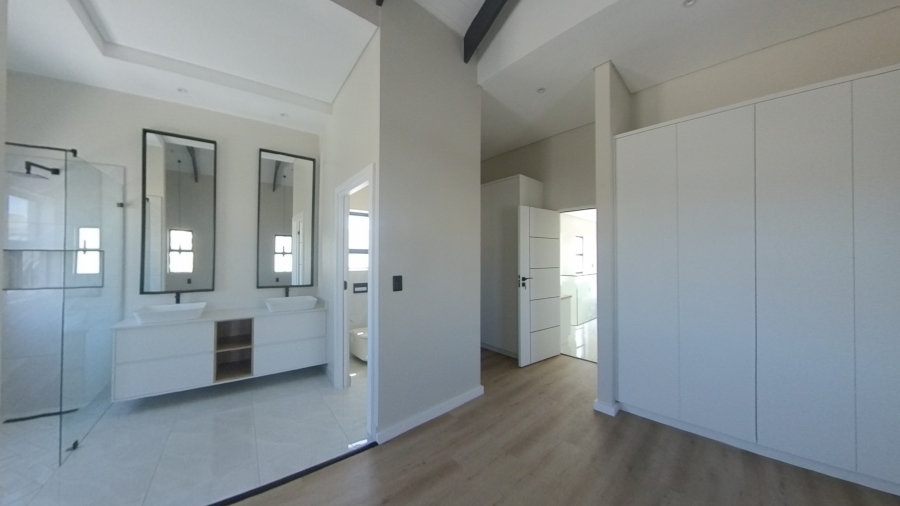 3 Bedroom Property for Sale in Sandown Western Cape